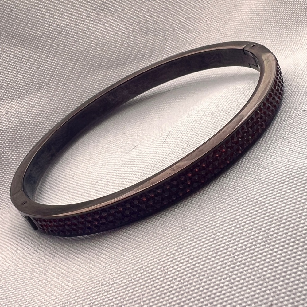 Henri Bendel crystal bangle